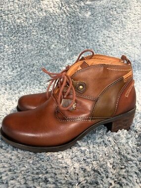 PIKOLINOS Chestnut Brown Leather Lace-Up Ankle Boots